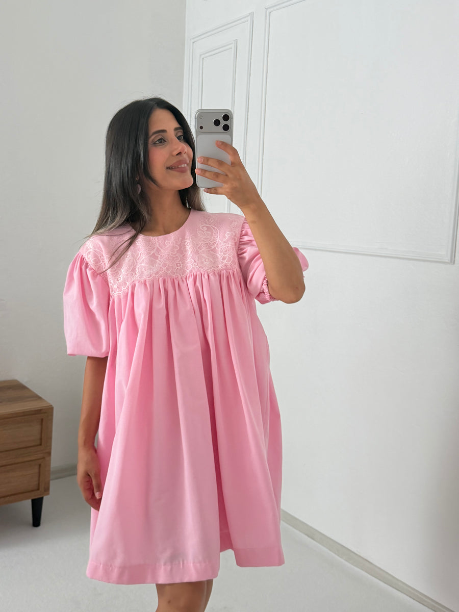 NUTLA PEMBE ELBİSE
